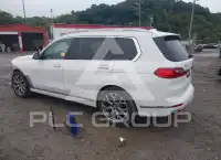 2021 BMW X7 фото