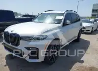 2021 BMW X7 фото