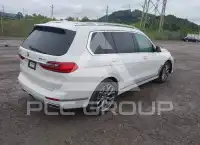 2021 BMW X7 фото