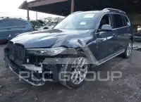 2021 BMW X7 фото
