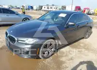 2021 BMW 530 фото