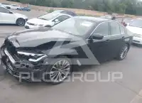 2021 BMW 530 фото