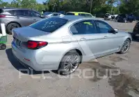 2021 BMW 530 photo