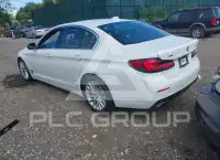 2021 BMW 530 photo