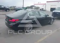 2021 BMW 530 фото