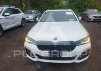 2021 BMW 530 photo