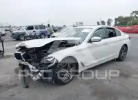 2021 BMW 530 photo
