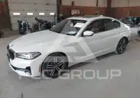 2021 BMW 530 фото