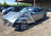2021 BMW 530 photo