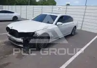 2021 BMW 740 фото
