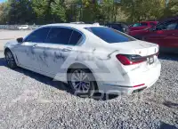 2021 BMW 740 фото