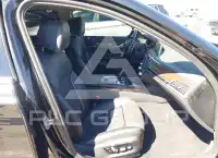2021 BMW 740 фото