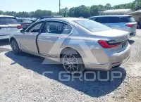 2021 BMW 740 photo