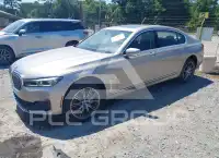 2021 BMW 740 photo