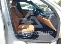 2021 BMW 540 фото