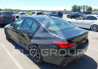 2021 BMW 540 фото