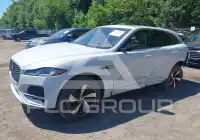 2021 Jaguar F-PACE фото