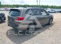 2021 Subaru Forester photo