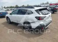 2021 Subaru Outback photo