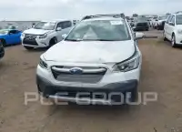 2021 Subaru Outback photo