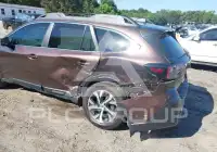 2021 Subaru Outback photo