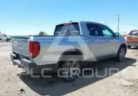 2021 Honda RIDGELINE photo