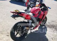 2021 Honda CBR300 фото