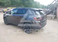 2021 Jeep COMPASS photo