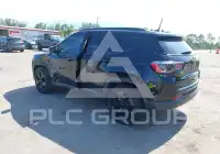 2021 Jeep COMPASS photo