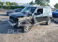 2021 Jeep Renegade photo