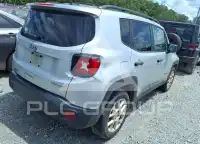 2021 Jeep Renegade photo