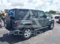 2021 Jeep WRANGLER фото