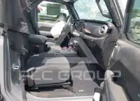 2021 Jeep WRANGLER фото
