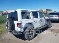 2021 Jeep WRANGLER фото