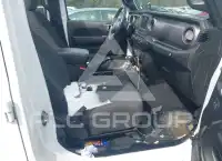 2021 Jeep WRANGLER фото