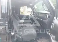 2021 Jeep WRANGLER фото