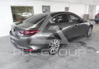2021 Mazda 3 photo