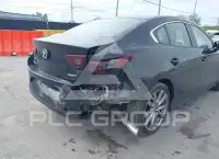 2021 Mazda 3 photo