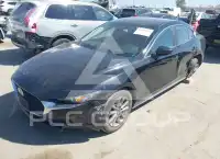 2021 Mazda 3 photo