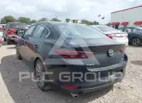 2021 Mazda 3 photo