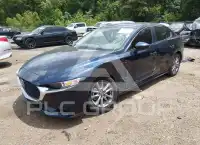 2021 Mazda 3 photo