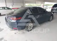 2021 Mazda 3 photo