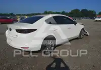 2021 Mazda 3 photo