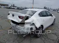 2021 Mazda 3 photo