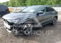 2021 Audi E-TRON фото