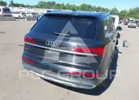 2021 Audi Q7 фото