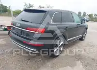 2021 Audi Q7 photo
