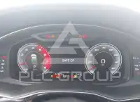2021 Audi Q8 фото