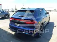 2021 Audi Q8 фото