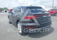 2021 Audi Q8 фото